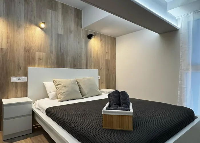 شقة Cruilles 13 *