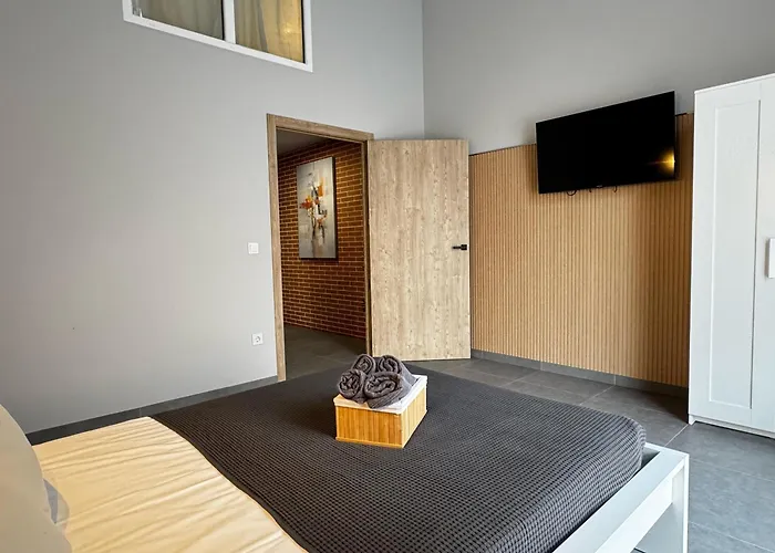 Cruilles 13 شقة *