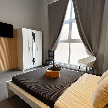 Cruilles 13 * Valencia